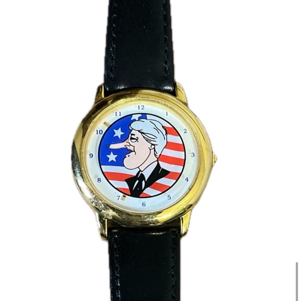 Vintage Quartz Hand Bill Clinton Nose Growing Watch with USA Flag Collectable